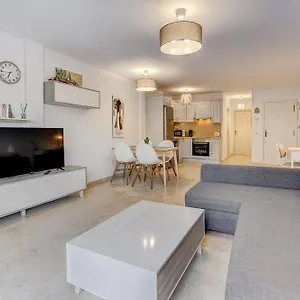 Paraiso Mar Beautiful & Bright Renovated With Air Conditioning Appartamento